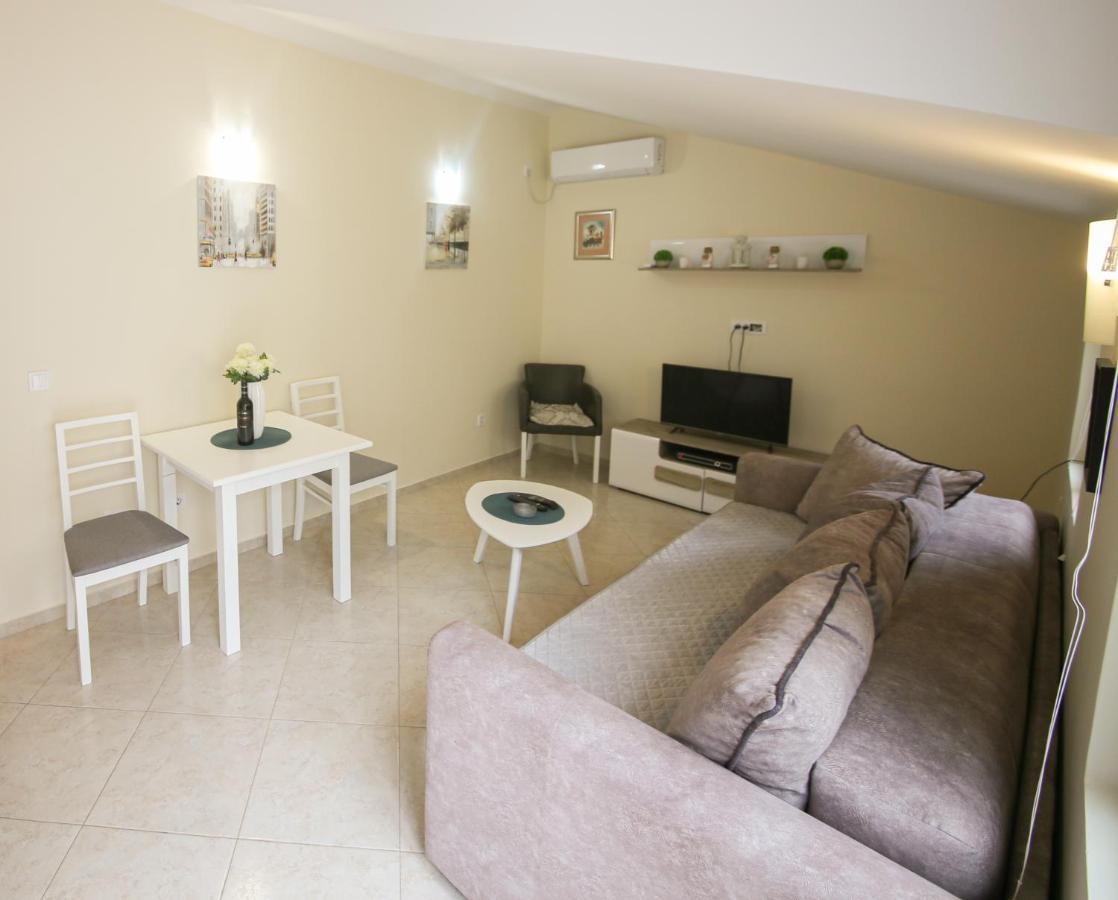 Goga Apartment Kotor Exteriör bild
